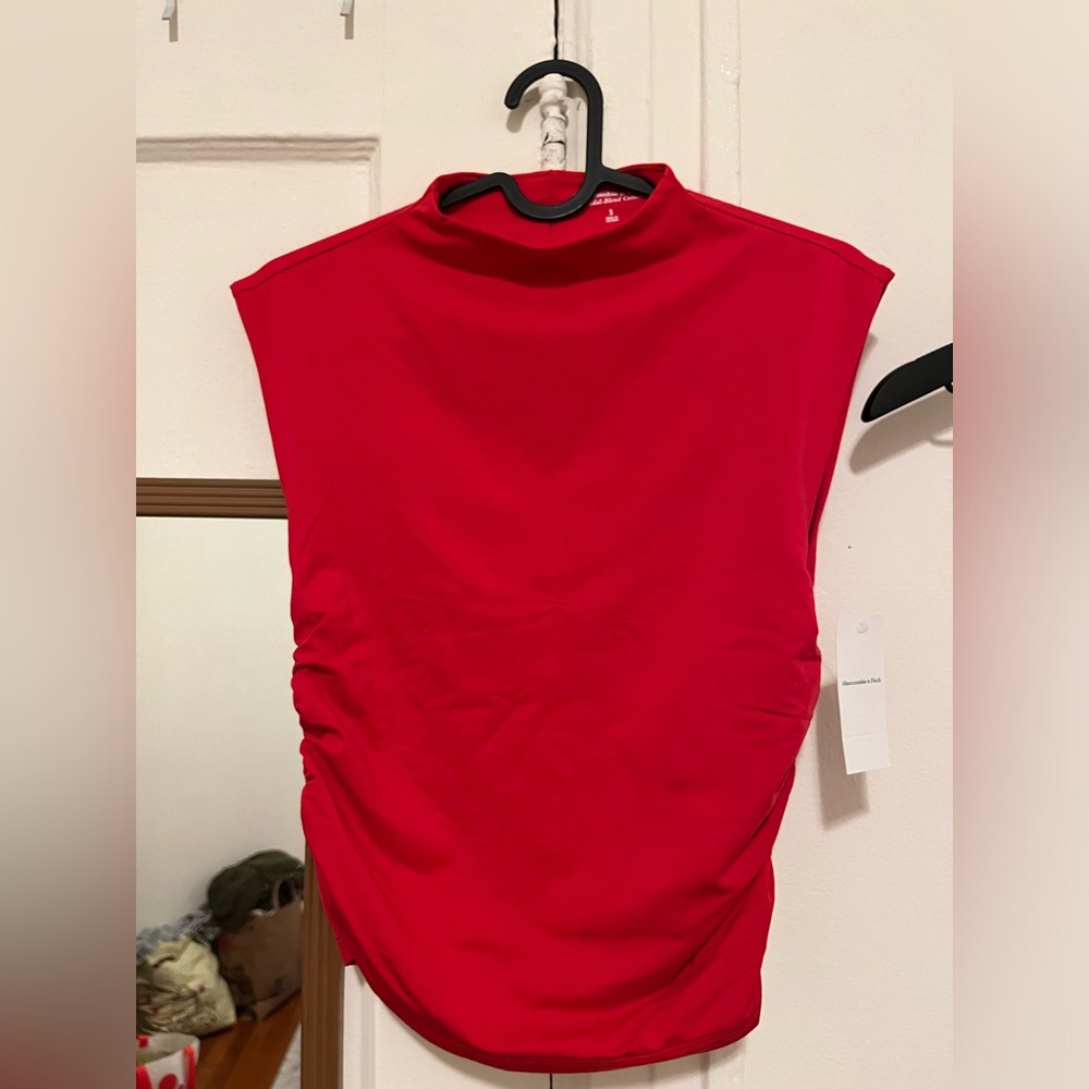 Abercrombie & Fitch Red Paloma Top
